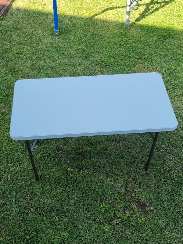 1.2m Table