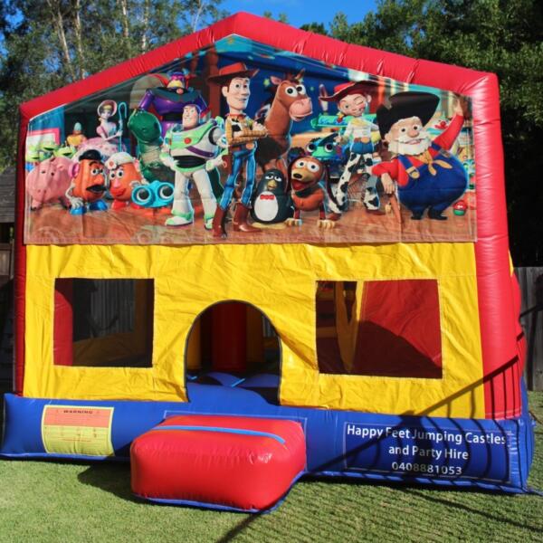 Happy Feet Jumping Castles Cooroy & Sunshine Coast